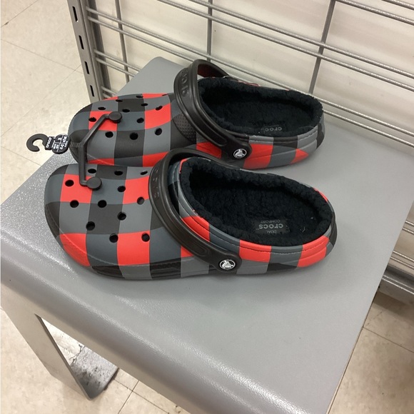 CROCS Shoes Crocs Mens 8 And Womens Classic Lined Clog Fuzzy